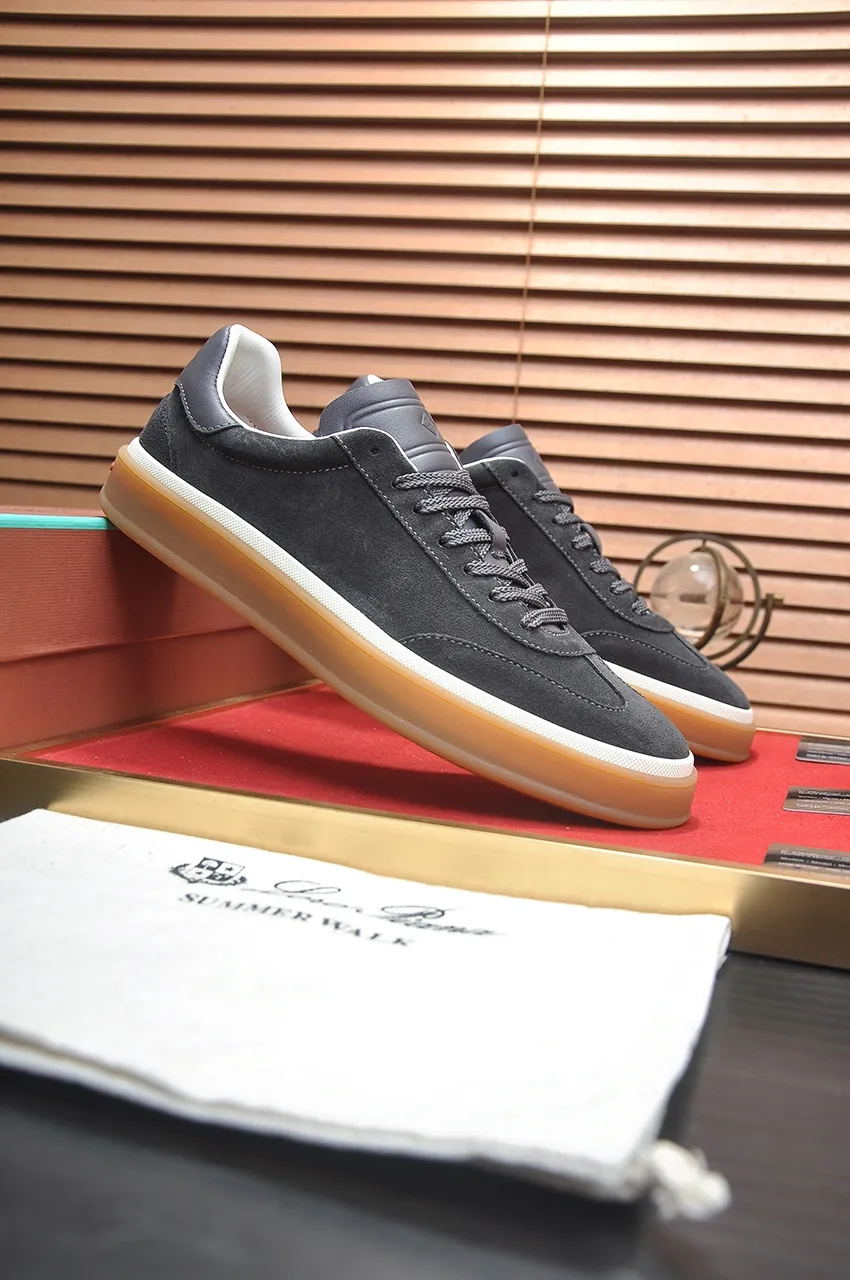 Men's men's shoes 💰540💶【𝐥𝐨𝐫𝐨 𝐏𝐢𝐚𝐧𝐚】lp classic loafers, an Italian treasure brand, the only brand that can match Hermès! Only after wearing it do we realize that we cannot let down our feet. The upper is imported cashmere, the lining of water-dyed cowhide ➕ the cowhide feet, the official original glass rubber outsole, and the pendant. Exclusive original packaging (tag ➕ brand paper ➕ outer box ➕ hand bag) code number: 38-45